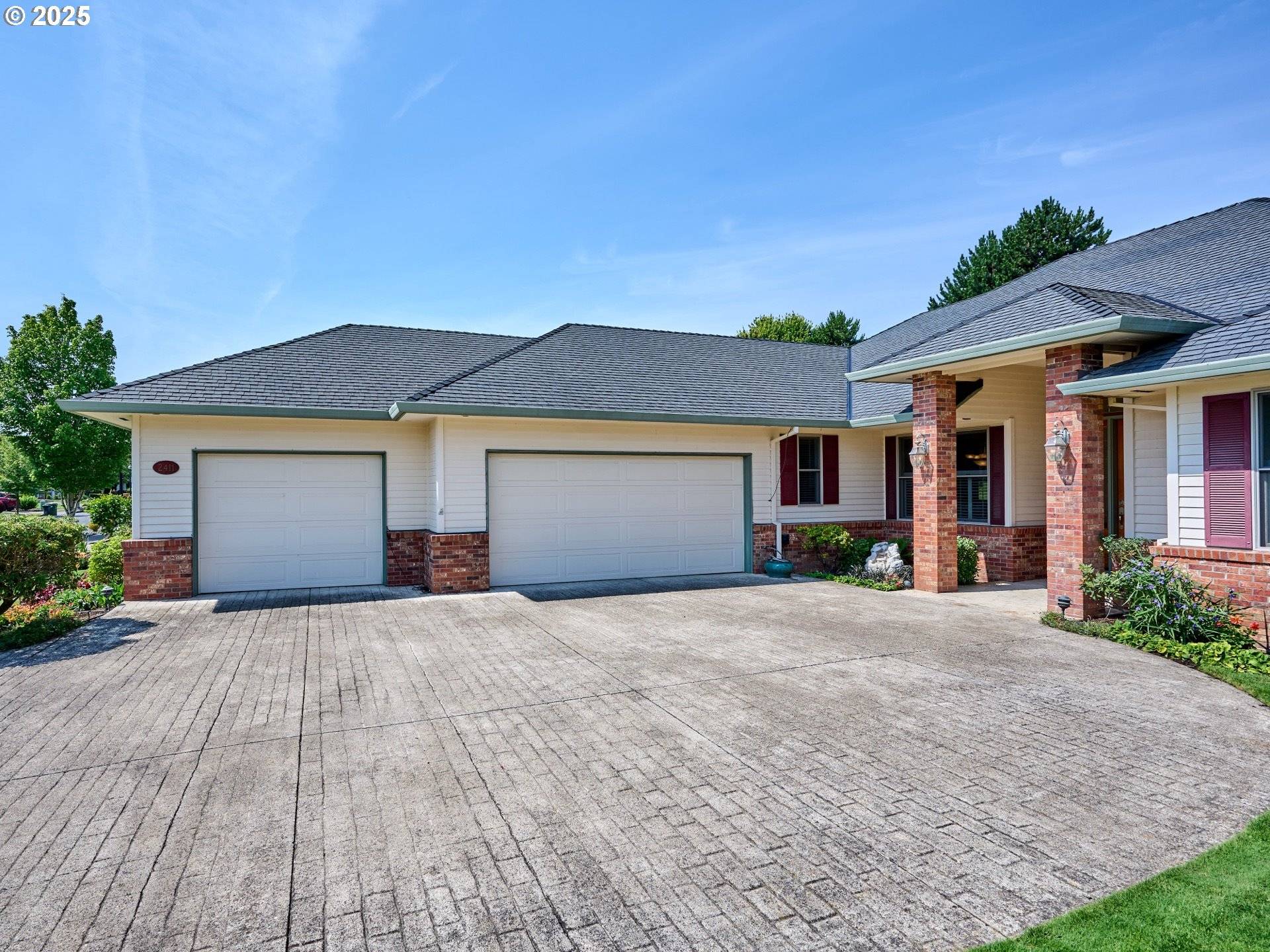 Woodburn, OR 97071,2411 MERIDIAN DR