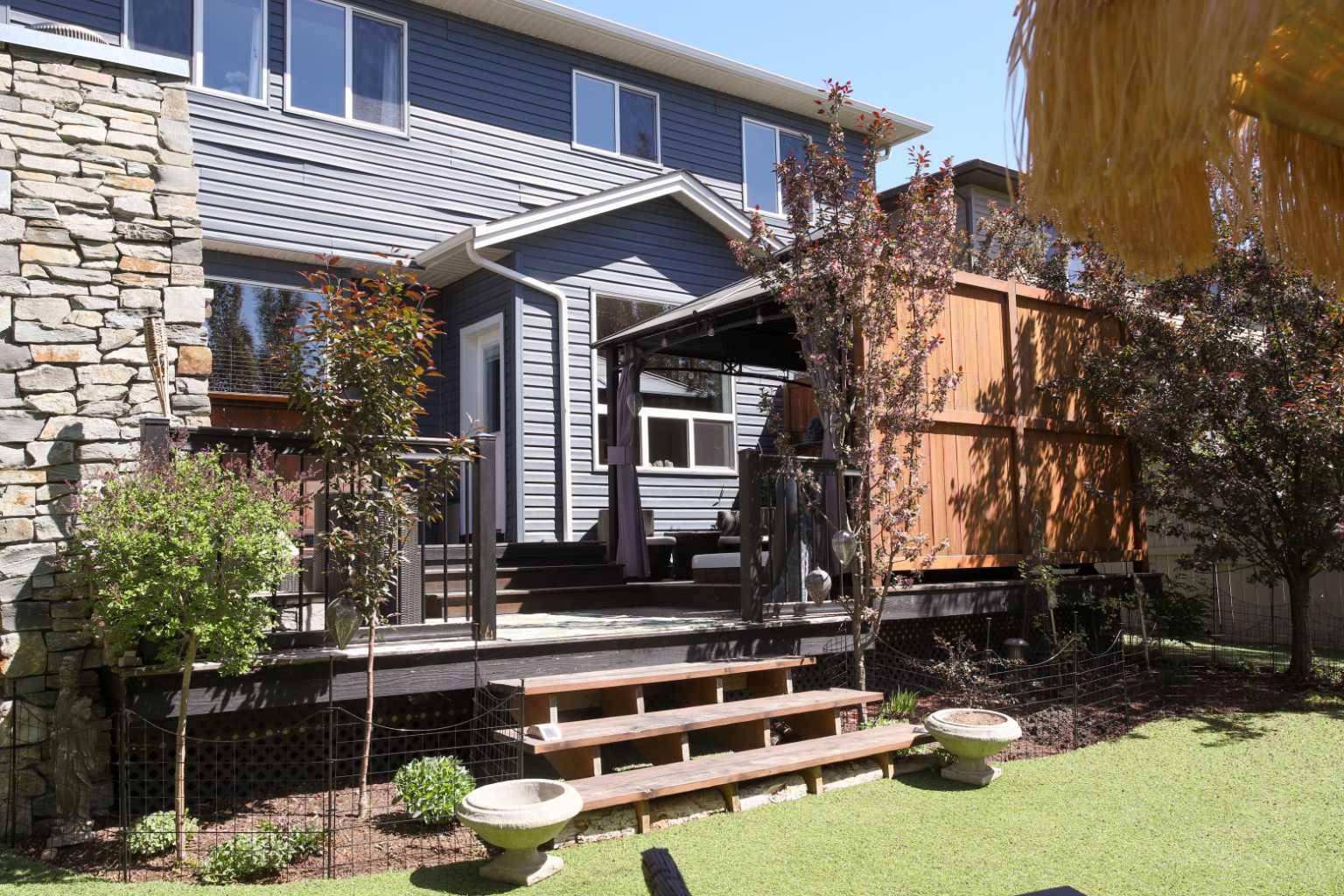 Airdrie, AB T4B 0J9,17 Luxstone Rise Southwest