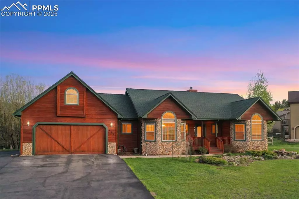 Woodland Park, CO 80863,427 Gray Horse CIR