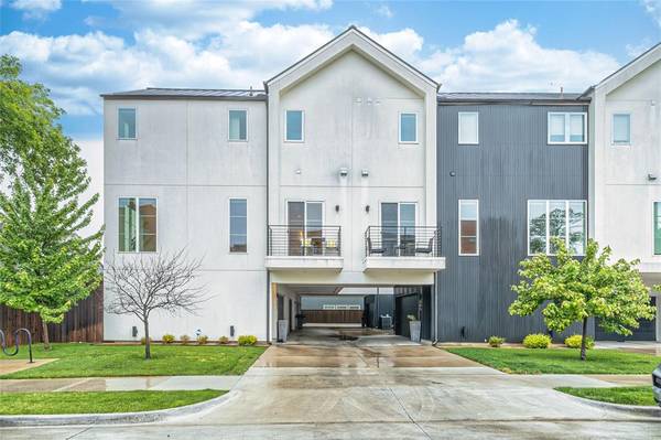 2001 N Prairie Avenue #107,  Dallas,  TX 75204