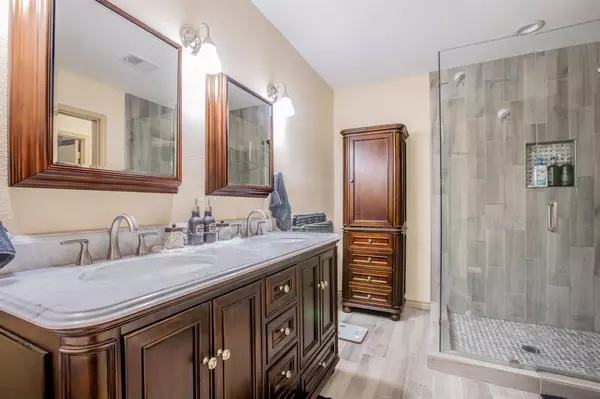 Arlington, TX 76011,2101 Calico Lane #2621