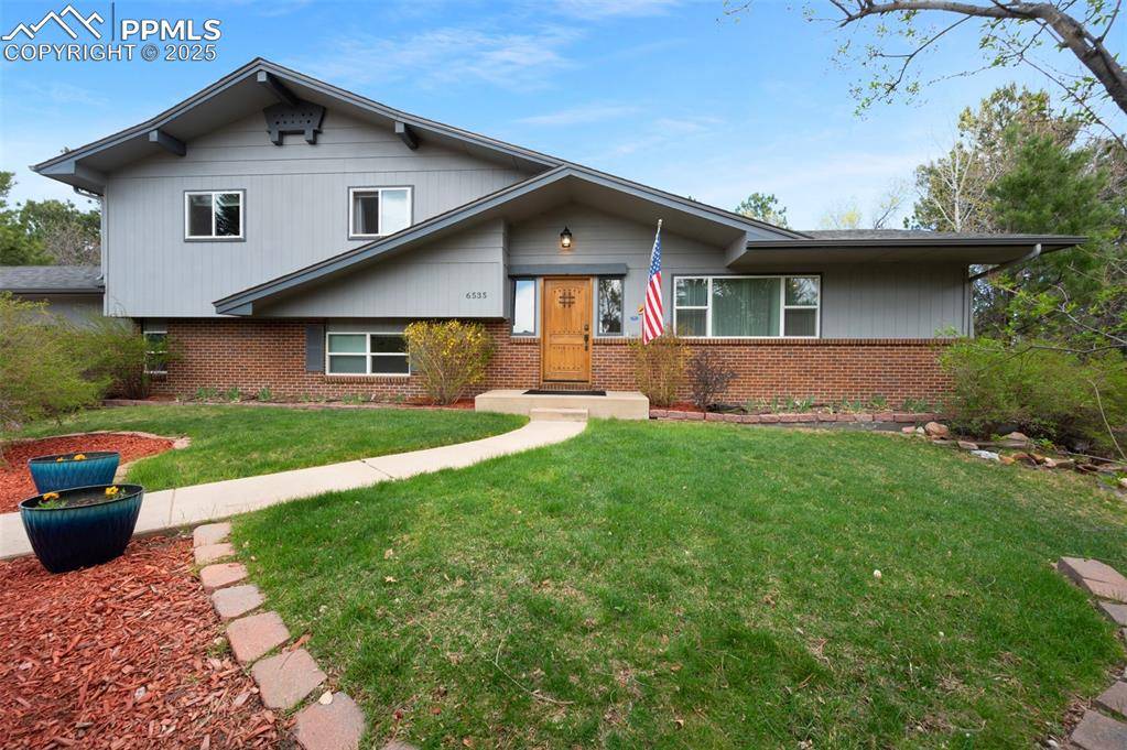 6535 Arequa Ridge LN, Colorado Springs, CO 80919