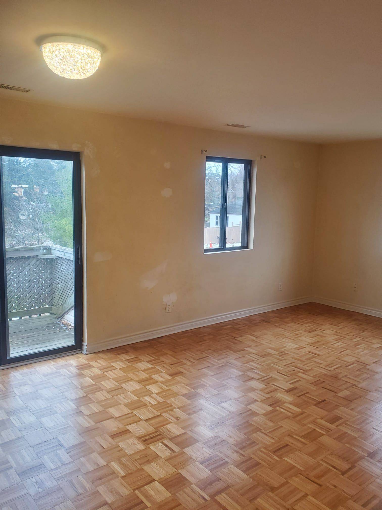 Pickering, ON L1W 2T3,677 Marksbury RD #Unit 7