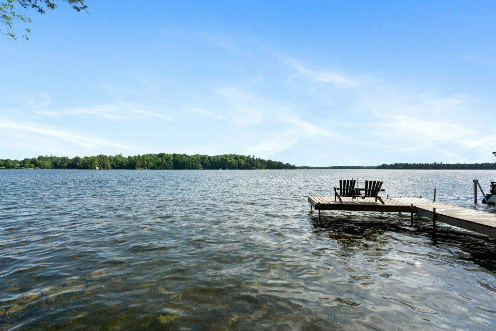 Rideau Lakes, ON K0E 1G0,108 Lb7a RD