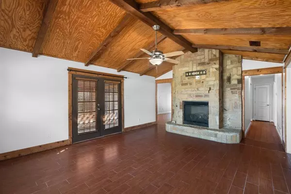 Waxahachie, TX 75167,5313 Old Buena Vista Road