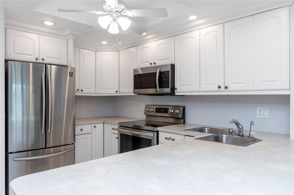 Pompano Beach, FL 33062,2731 NE 14th Street Cswy #134