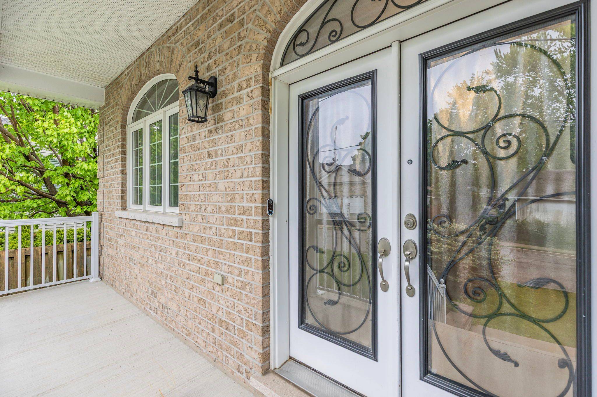 Bradford West Gwillimbury, ON L3Z 1E4,55 Nelson ST