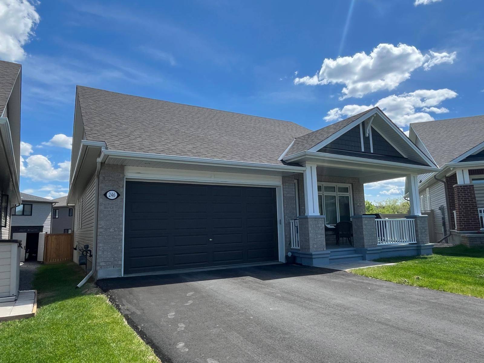 Stittsville - Munster - Richmond, ON K2S 2K9,246 Maygrass WAY