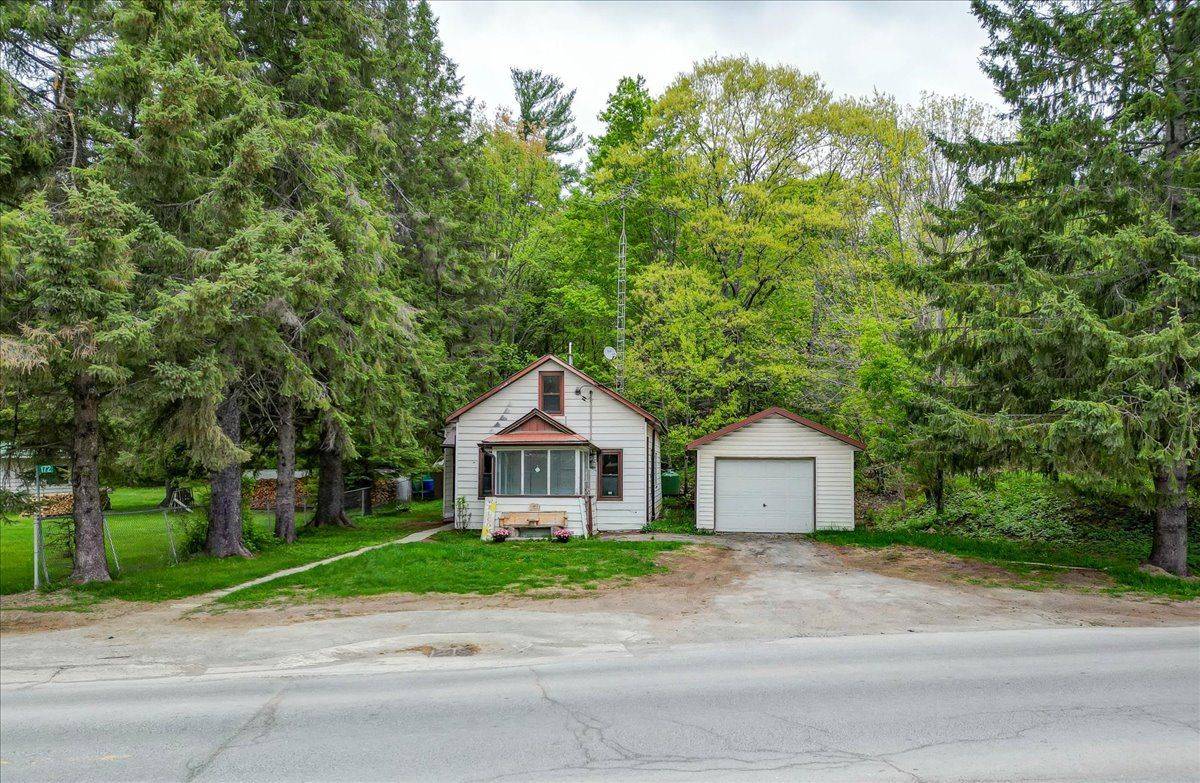 North Kawartha, ON K0L 1A0,172 County Road 504 RD