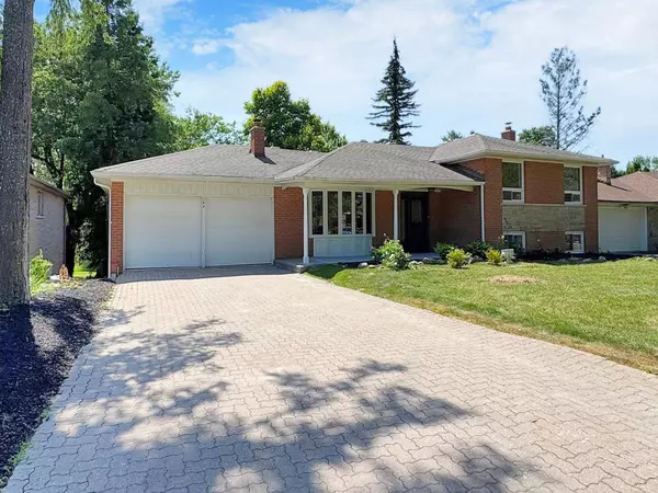 164 Norman DR, King, ON L7B 1J5
