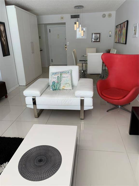 Pompano Beach, FL 33062,101 Briny Ave #806