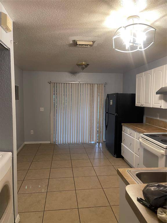 West Palm Beach, FL 33415,[StreetName,UnitNumber,StreetNumber,StreetDirPrefix]