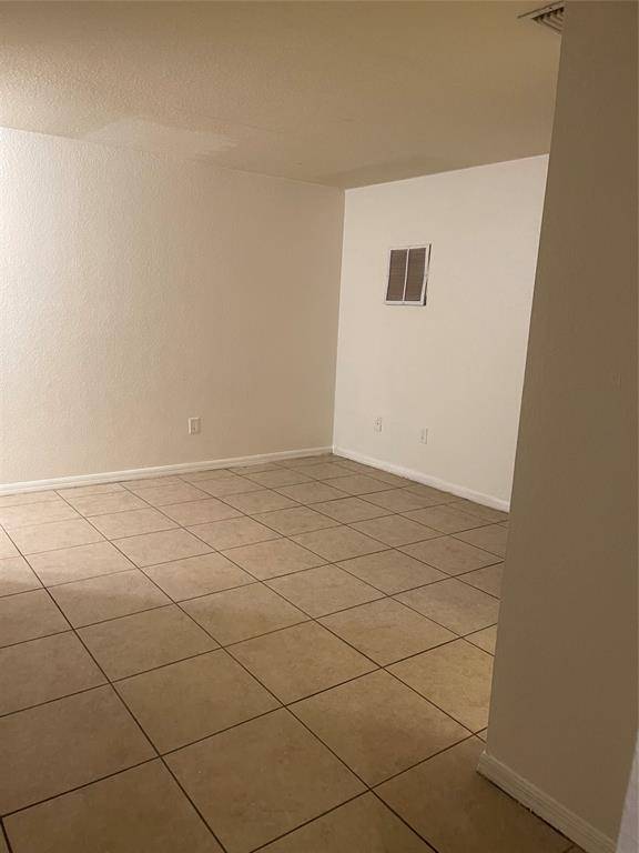 West Palm Beach, FL 33415,[StreetName,UnitNumber,StreetNumber,StreetDirPrefix]