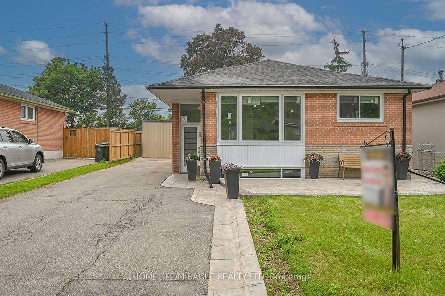 159 Taysham CRES, Toronto W10, ON M9V 1X4