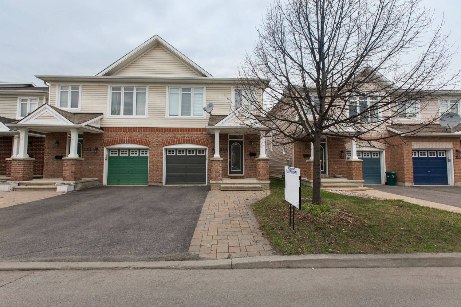 324 Parkin CIR, Blossom Park - Airport And Area, ON K1T 4G6