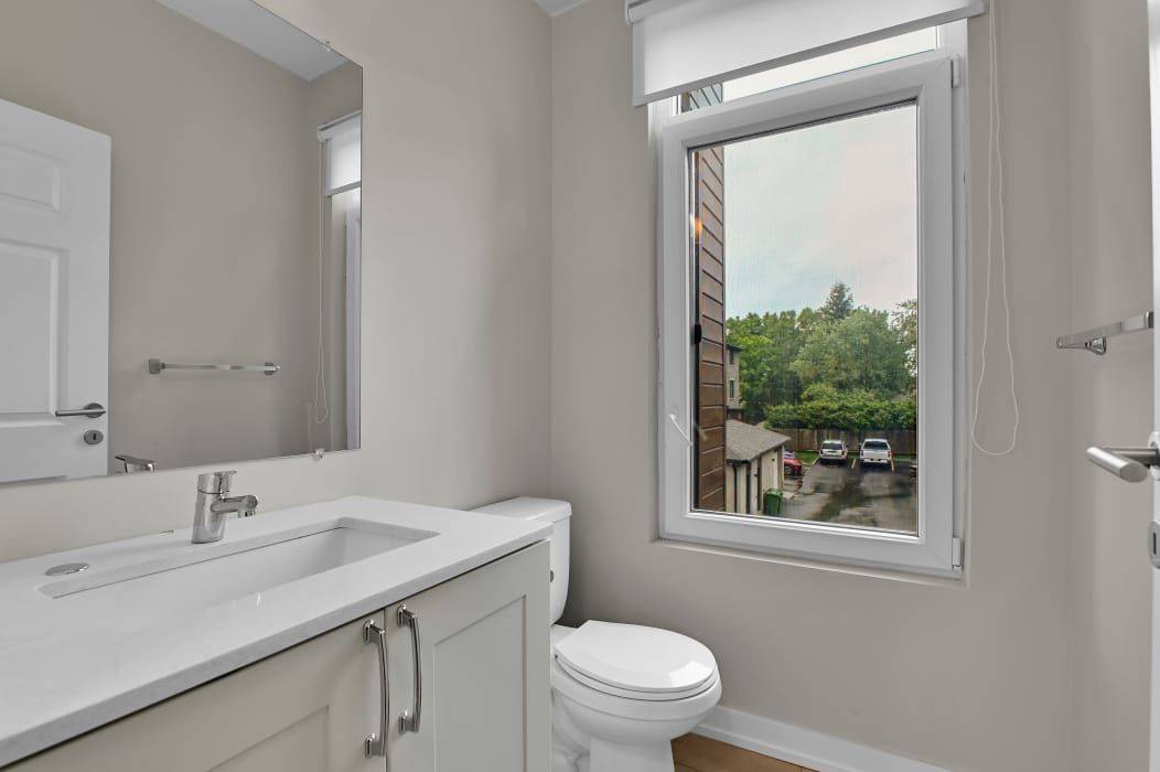 Stittsville - Munster - Richmond, ON K2S 2Y6,338 Rhonda Stewart Private