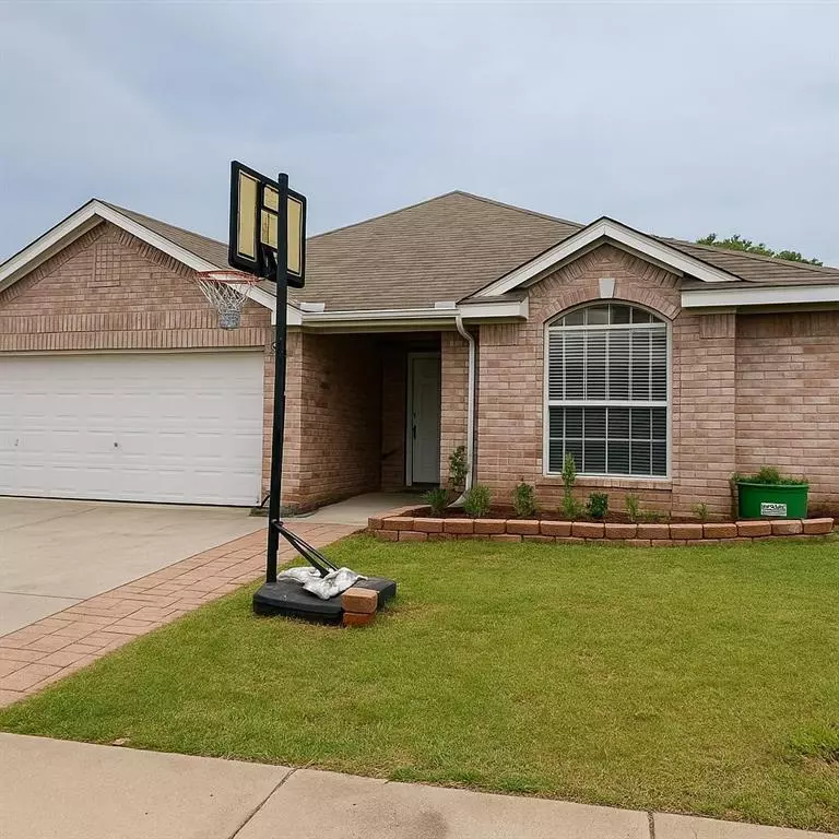 Watauga, TX 76137,5424 Trout Creek Court