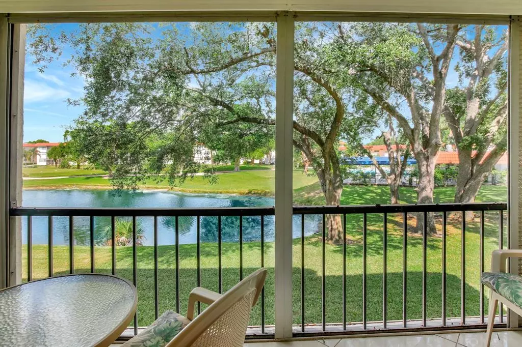 Pembroke Pines, FL 33025,8930 S Hollybrook Blvd #201