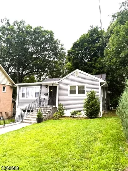 West Orange Twp., NJ 07052,22 Marmon Ter
