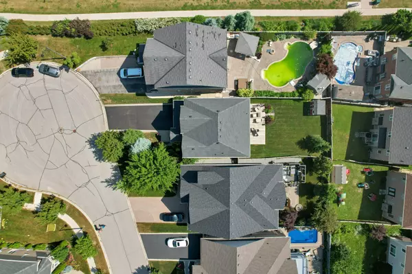 Bradford West Gwillimbury, ON L3Z 0A5,66 Milligan ST