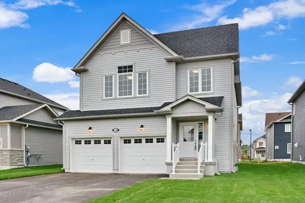 210 Clipper DR, Clearview, ON L0M 1S0