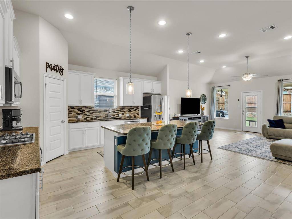 Celina, TX 75009,916 Monarch Lane