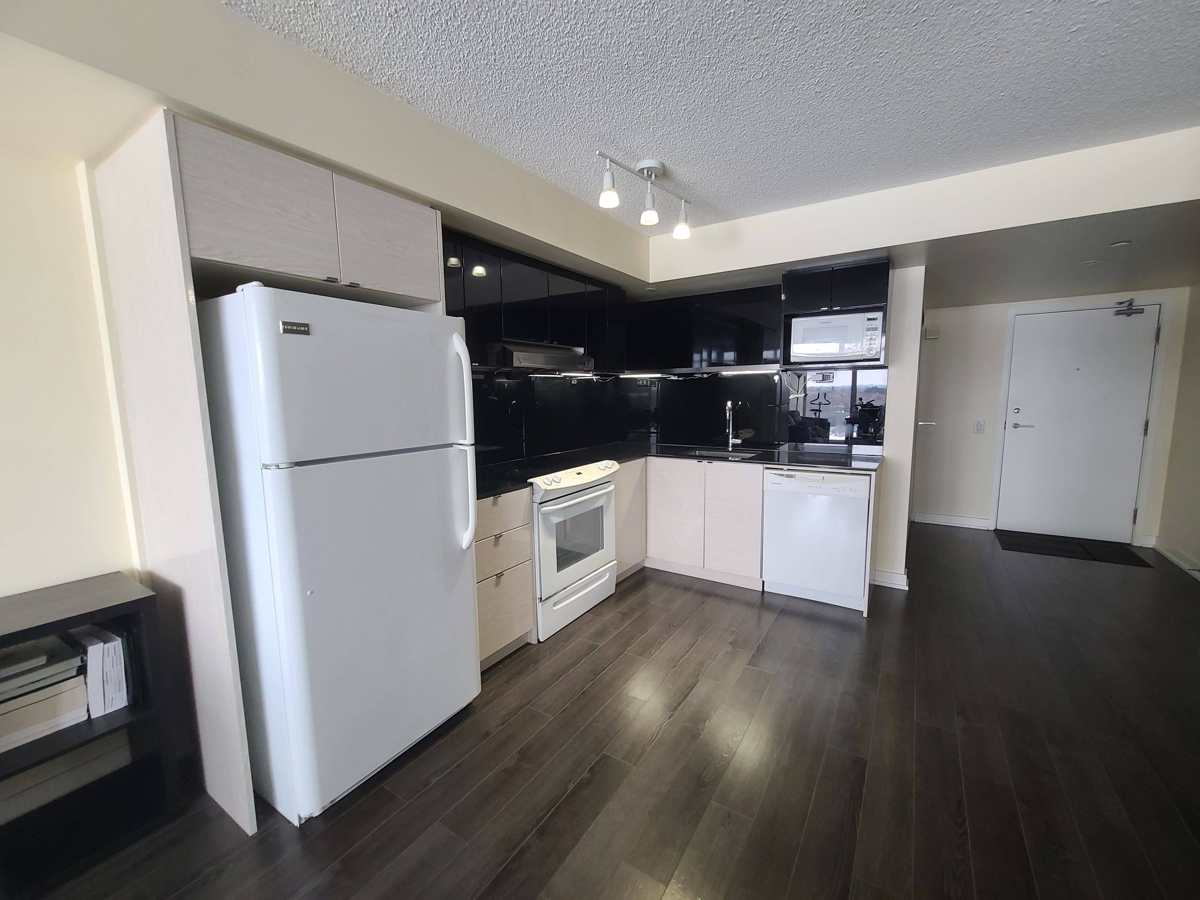 72 Esther Shiner BLVD #808, Toronto C15, ON M2K 2X9