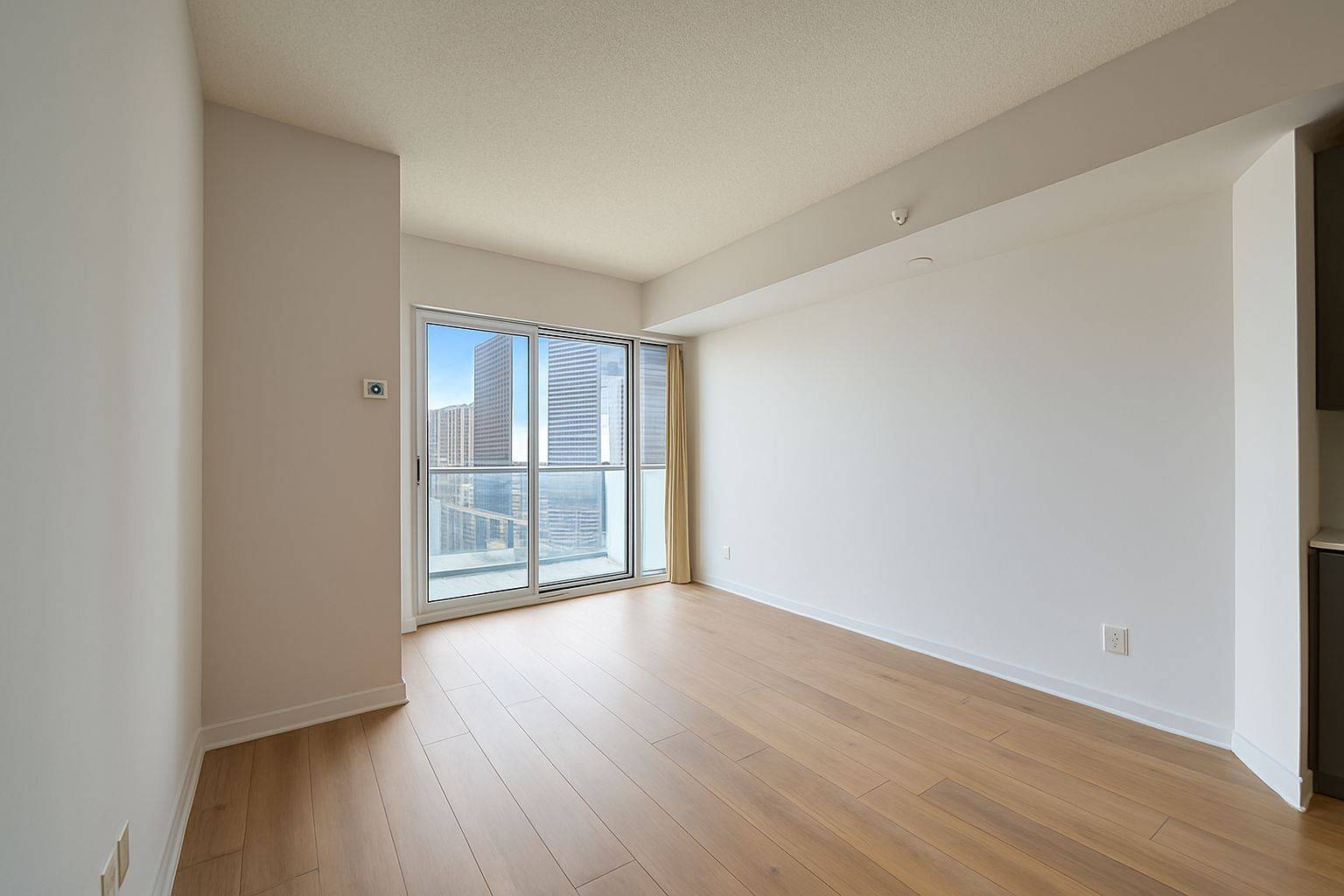 Toronto C03, ON M5P 0A3,60 Berwick AVE #1409