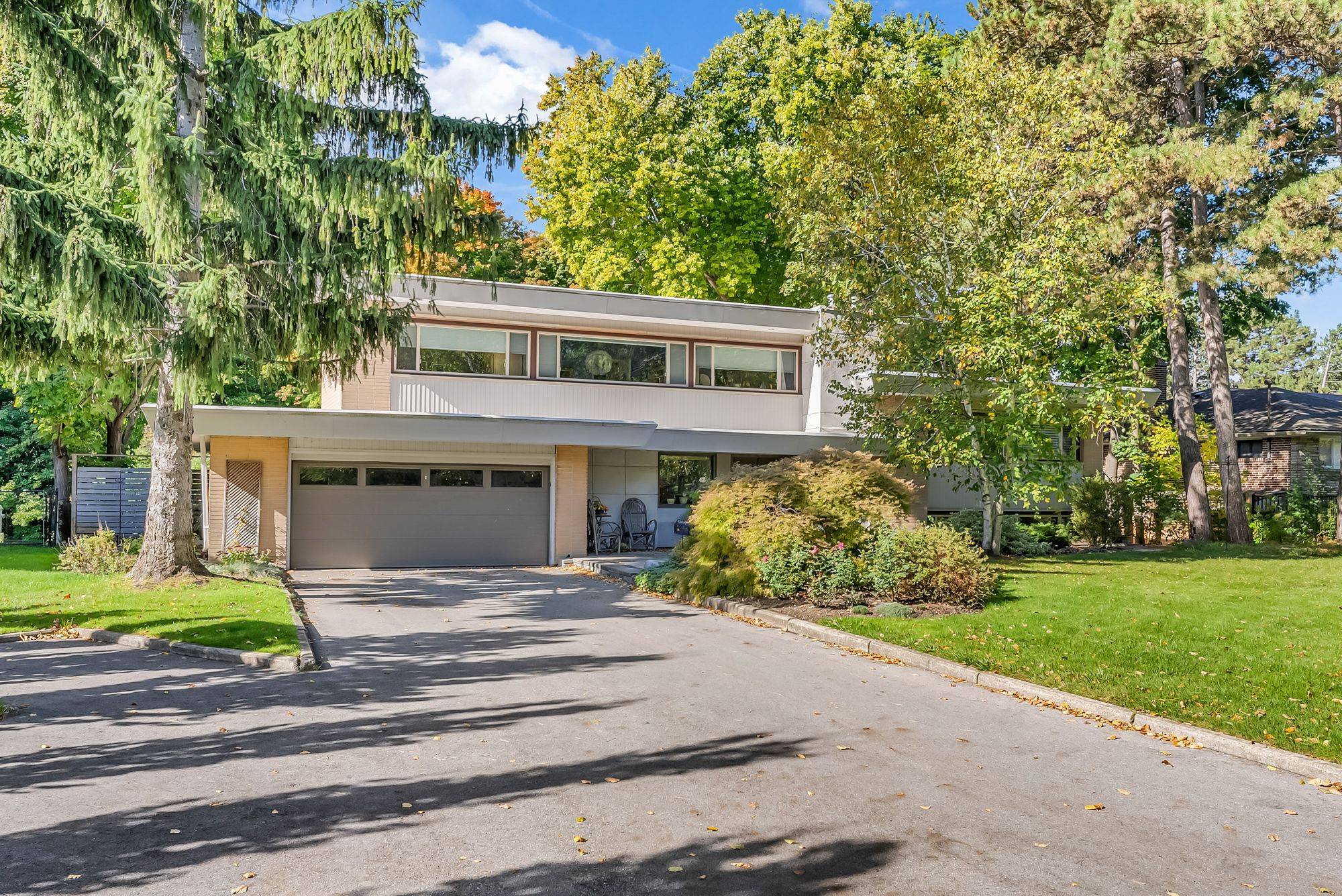 Toronto C13, ON M3A 3H1,8 Silverdale CRES