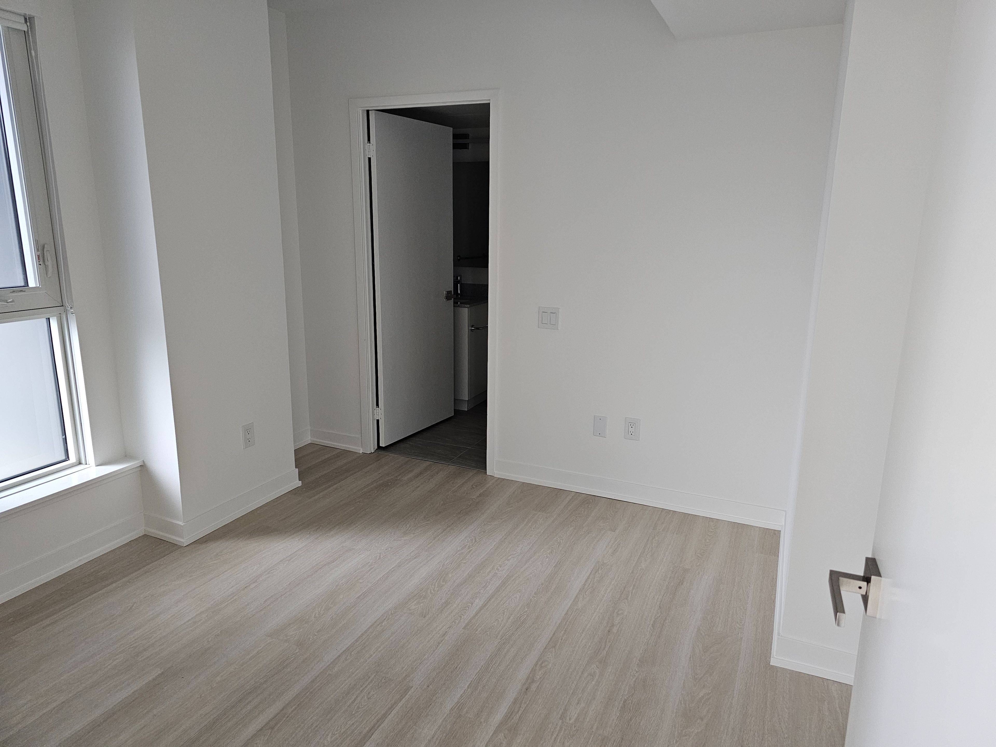 Toronto C06, ON M3H 5Y9,500 Wilson AVE W #912