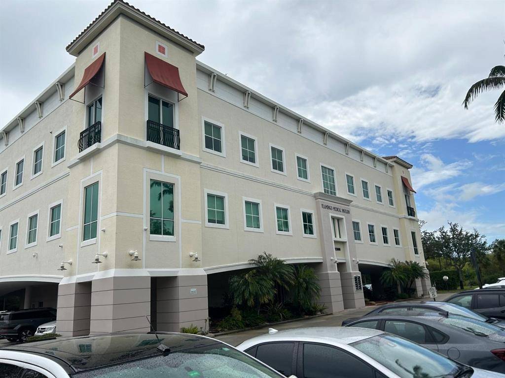 Miramar, FL 33027,12600 PEMBROKE RD #304
