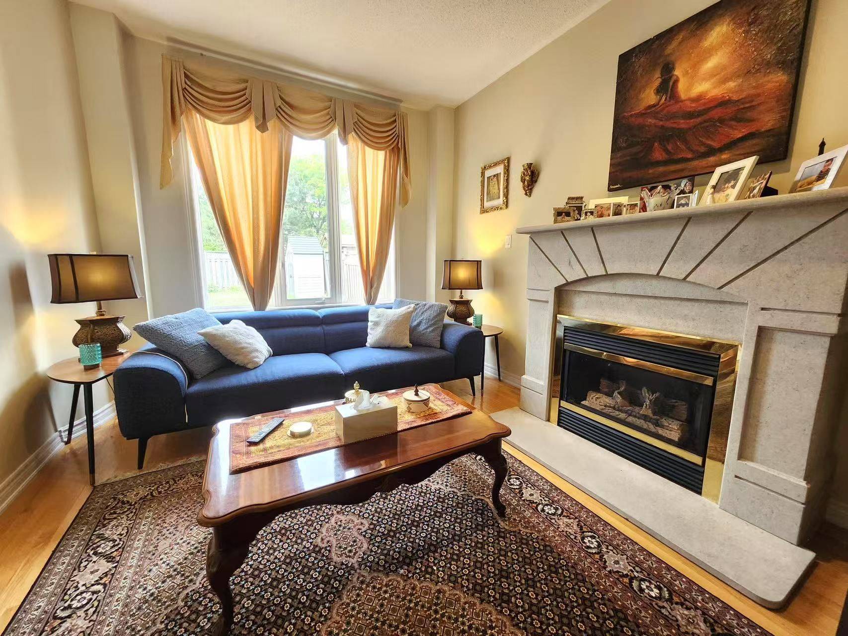 Richmond Hill, ON L4S 1Y2,25 Lord  Nelson CT