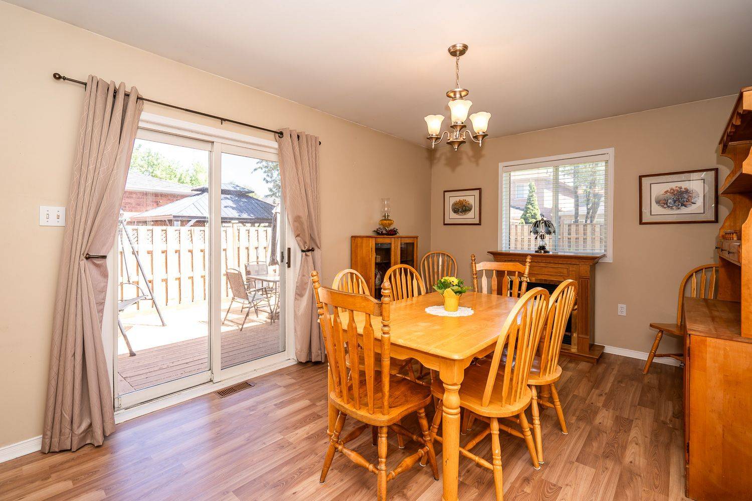 New Tecumseth, ON L9R 1Y3,17 Henderson CRES