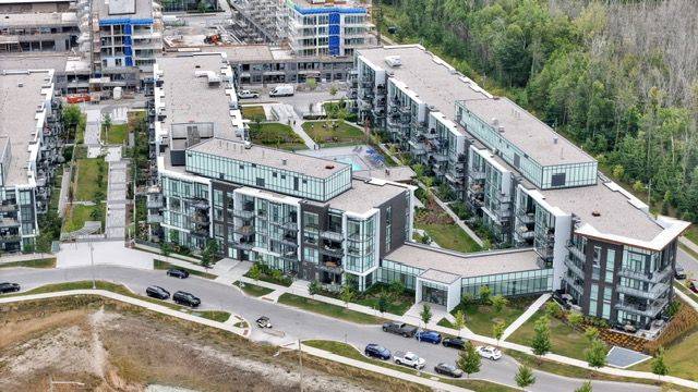 Innisfil, ON L9S 0R5,415 Sea Ray AVE #114