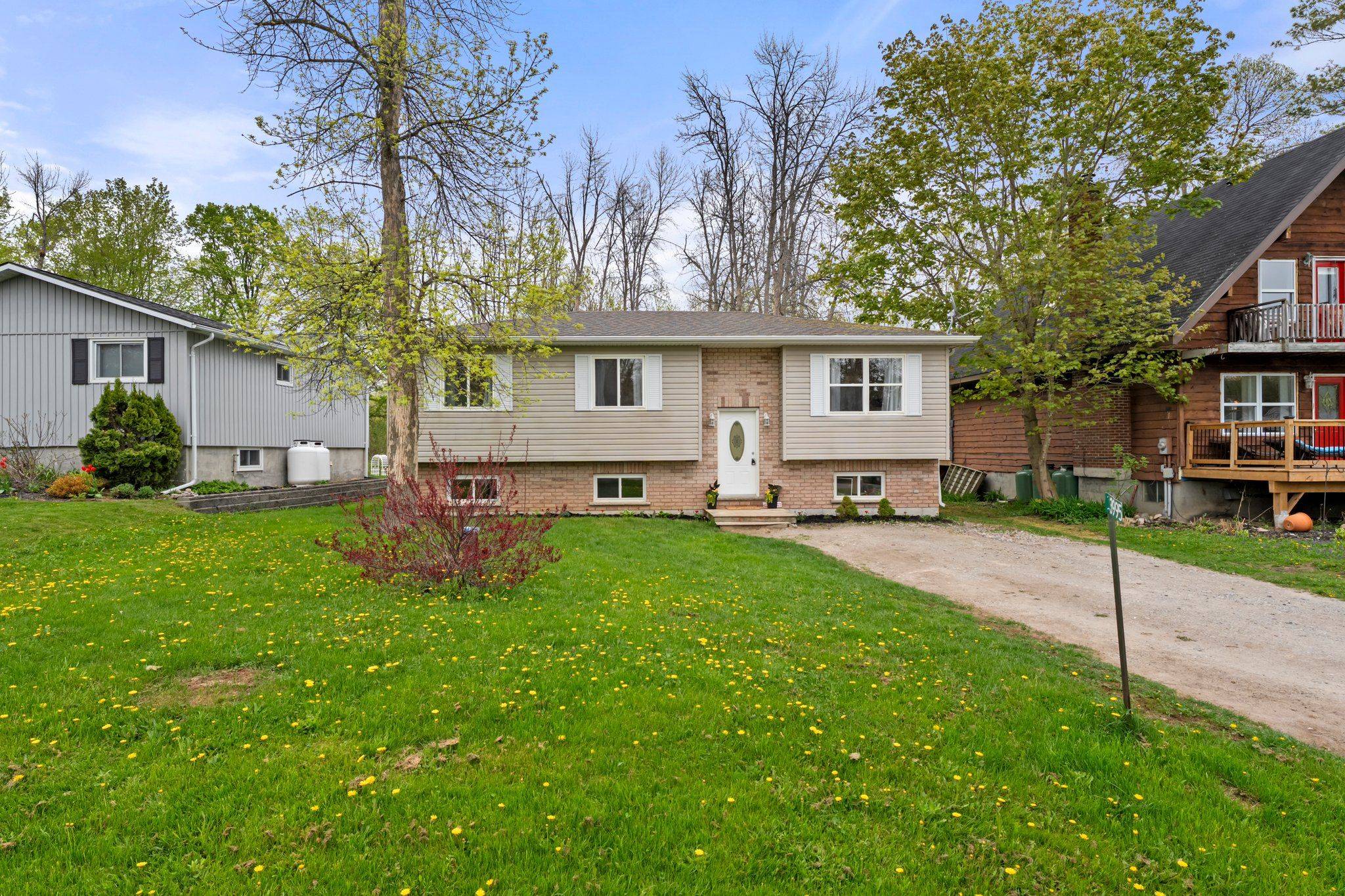 Ramara, ON L3V 0S2,3995 Woodland DR