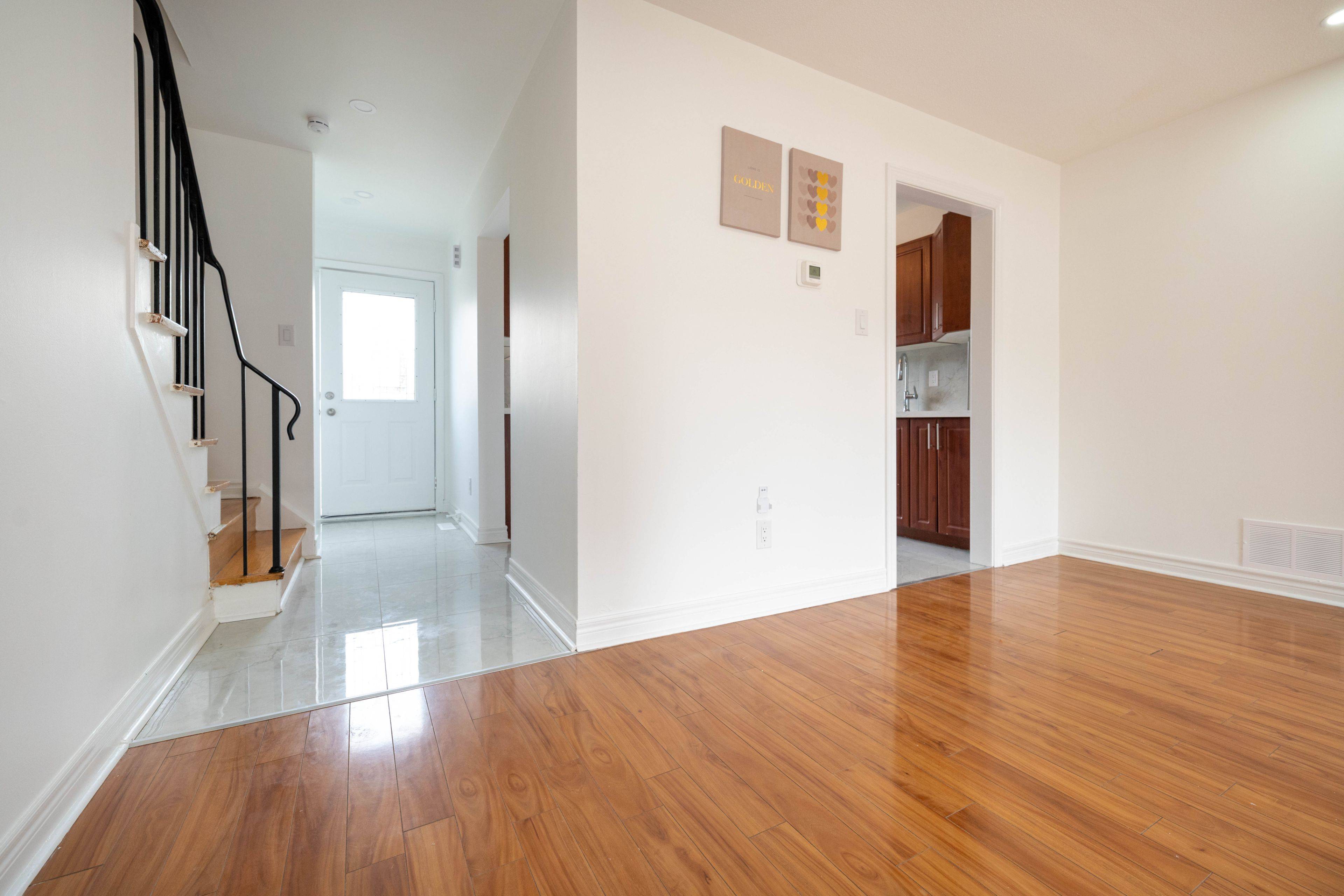 Mississauga, ON L4T 2V2,7440 Goreway DR #28