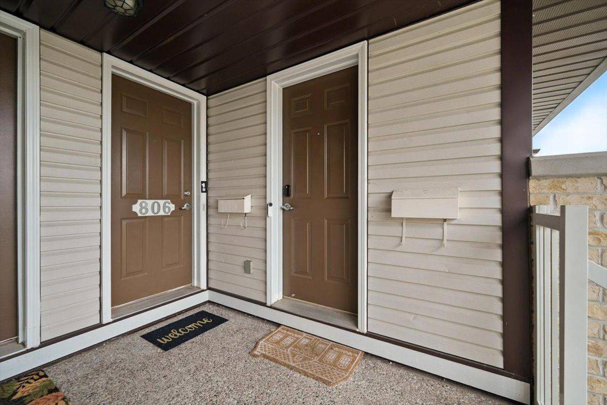 Orleans - Cumberland And Area, ON K4A 0N5,808 Lakeridge DR