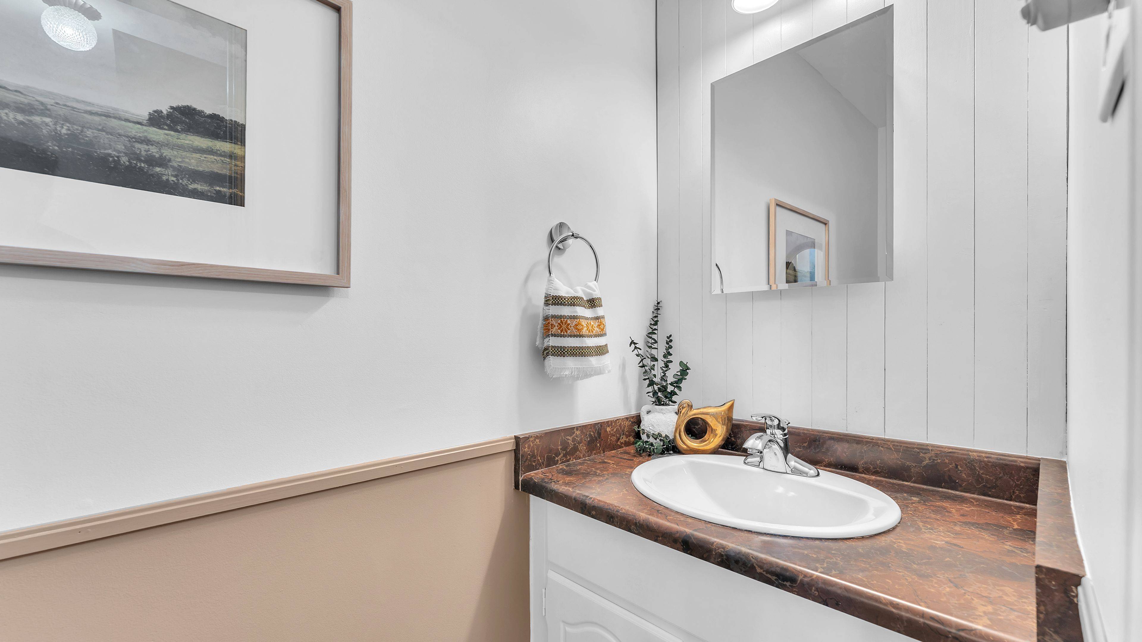 London North, ON N6G 2W7,113 Monmore RD