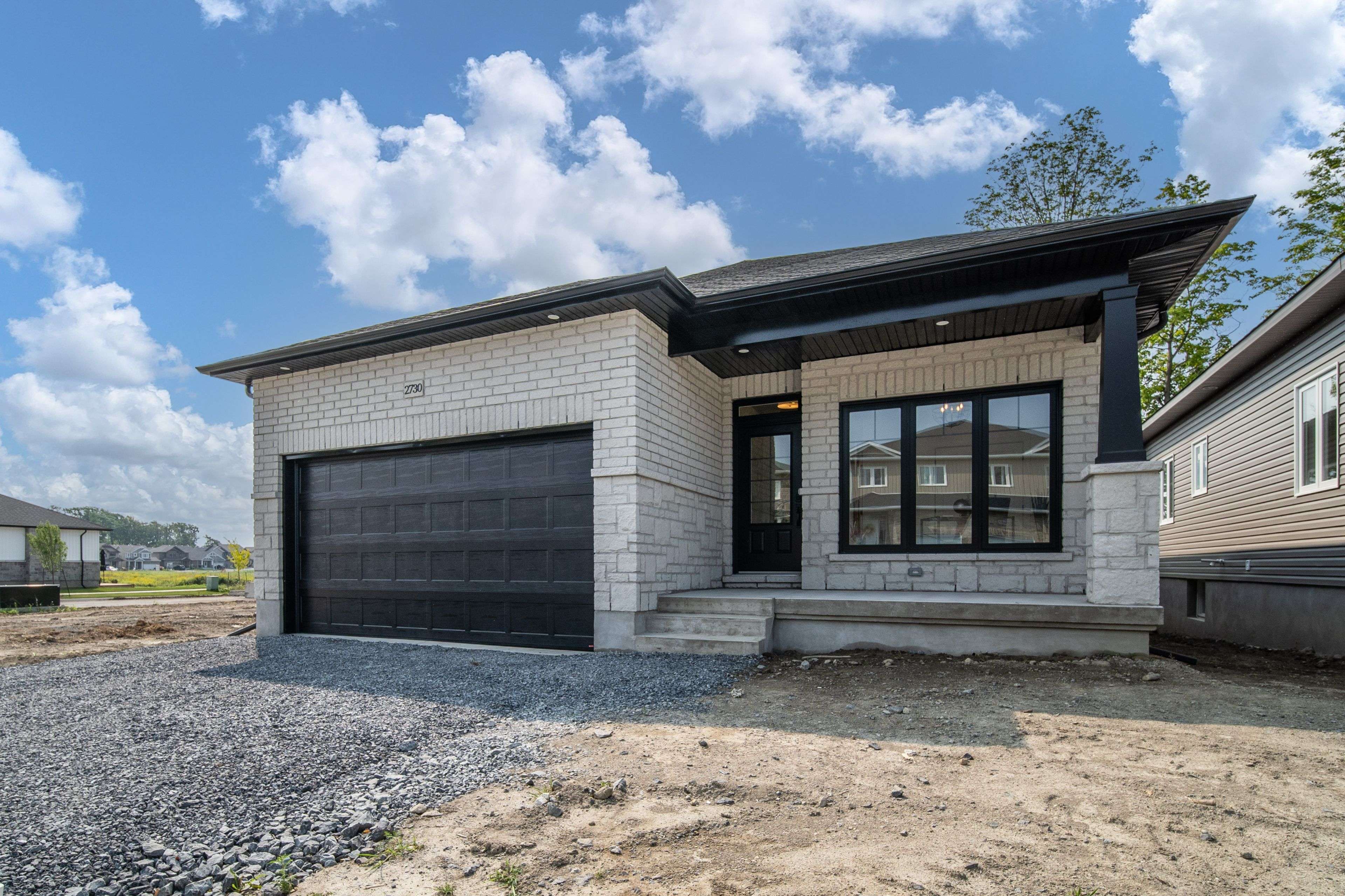 Kingston, ON K7P 0J1,2710 DELMAR ST