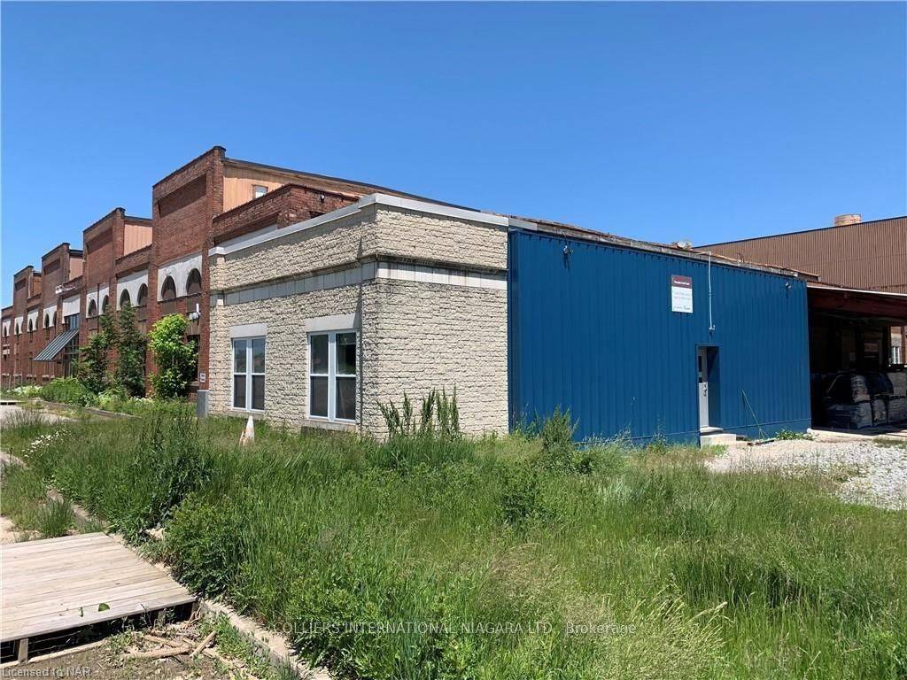Niagara Falls, ON L2E 4Z4,4300 STANLEY AVE