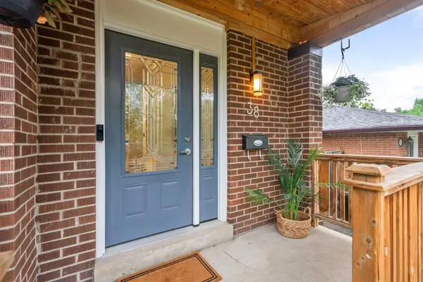 Mississauga, ON L5M 1T7,38 Joycelyn DR