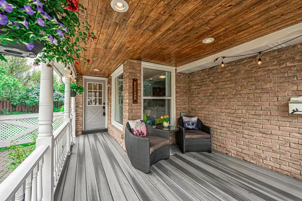 Milton, ON L9T 4J9,817 Merritt DR
