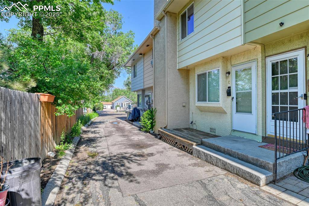 609 Bennett AVE, Colorado Springs, CO 80909