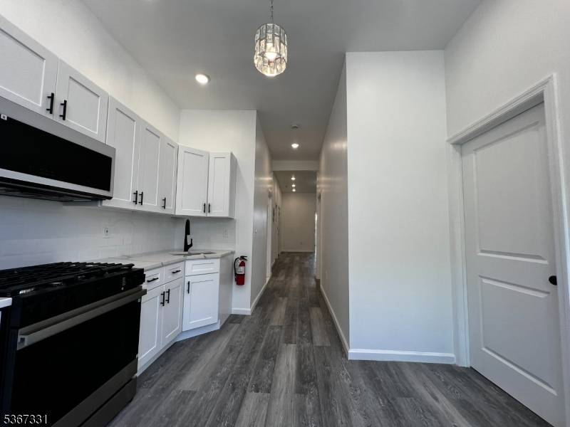 216 Central Ave, Jersey City, NJ 07307