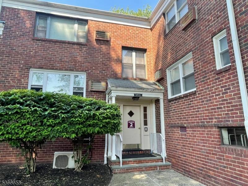 Garwood Boro, NJ 07027,54 3rd Ave #B06