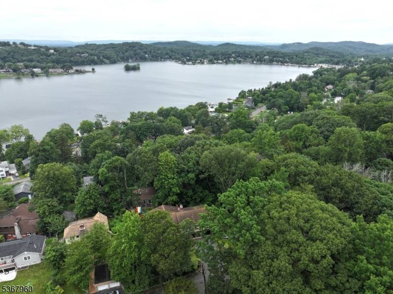 Sparta Twp., NJ 07871,118 Hilltop Trl