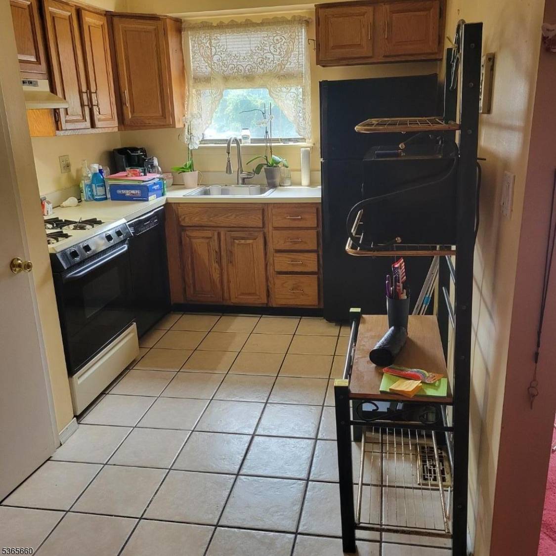 Raritan Twp., NJ 08822,1405 Normandy Ct #1405