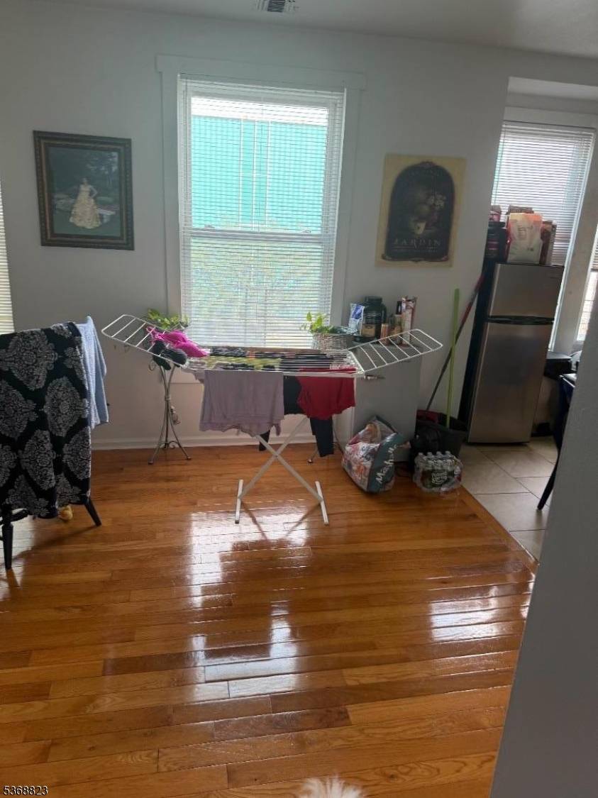 Newark City, NJ 07108,171 Elizabeth Ave #3