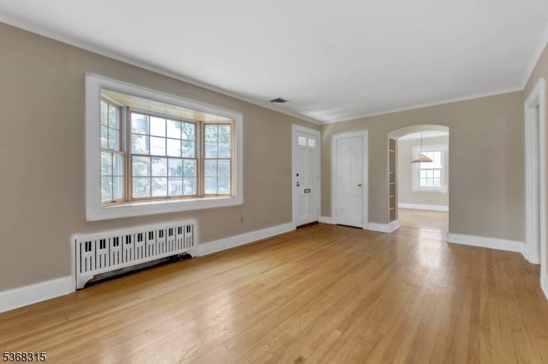 Clifton City, NJ 07043,148 McCosh Rd