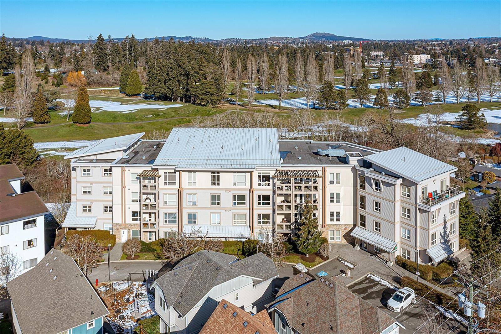 Esquimalt, BC V9A 4P7,1156 Colville Rd #305